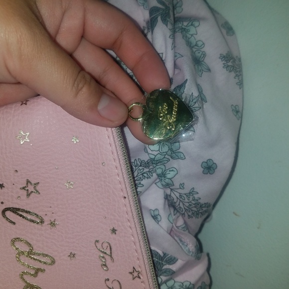 authentic too faced - Picture 2 of 3